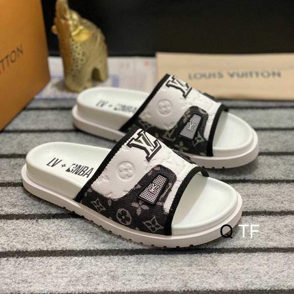 Picture of Louis Vuitton Slippers _SKULVsz38-454CTF0151324